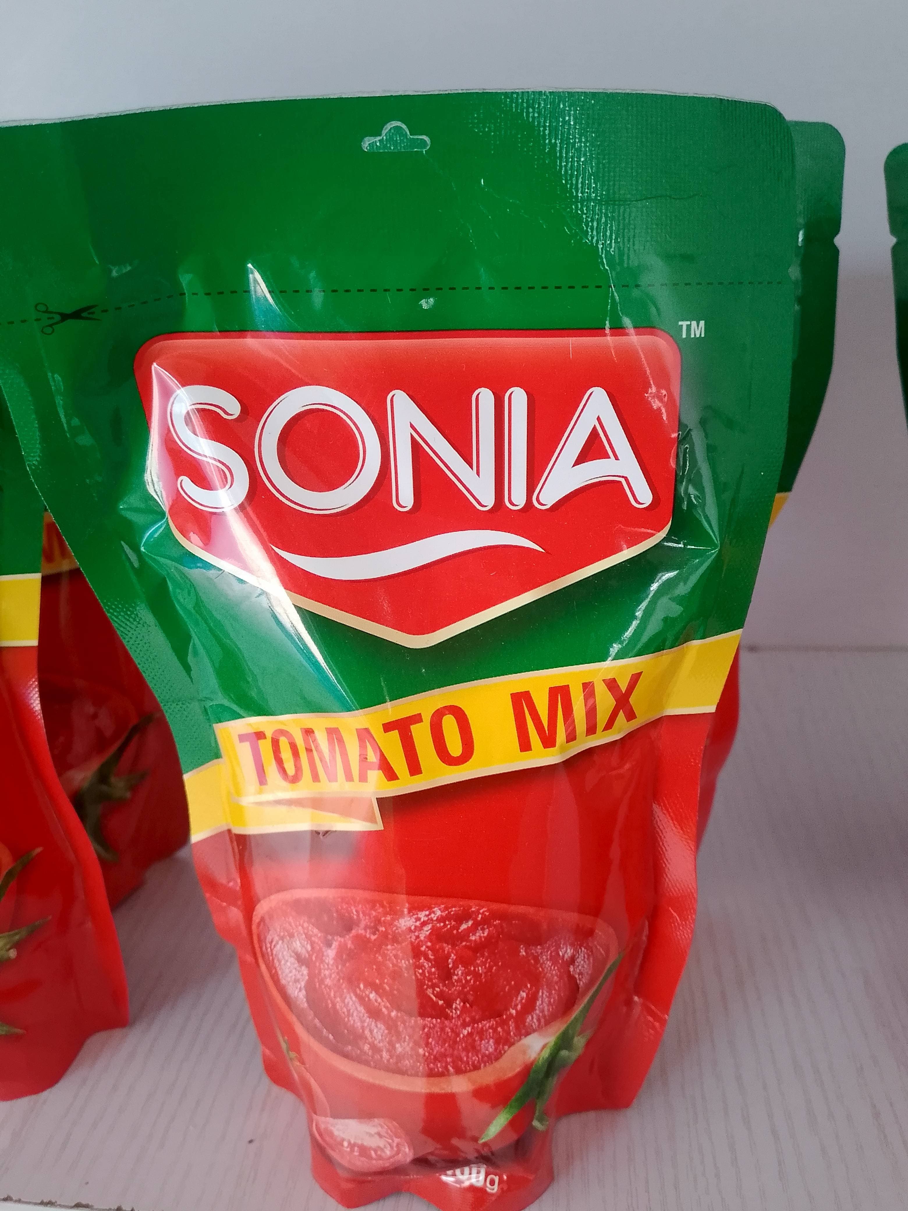 SONIA TOMATO PASTE 400G